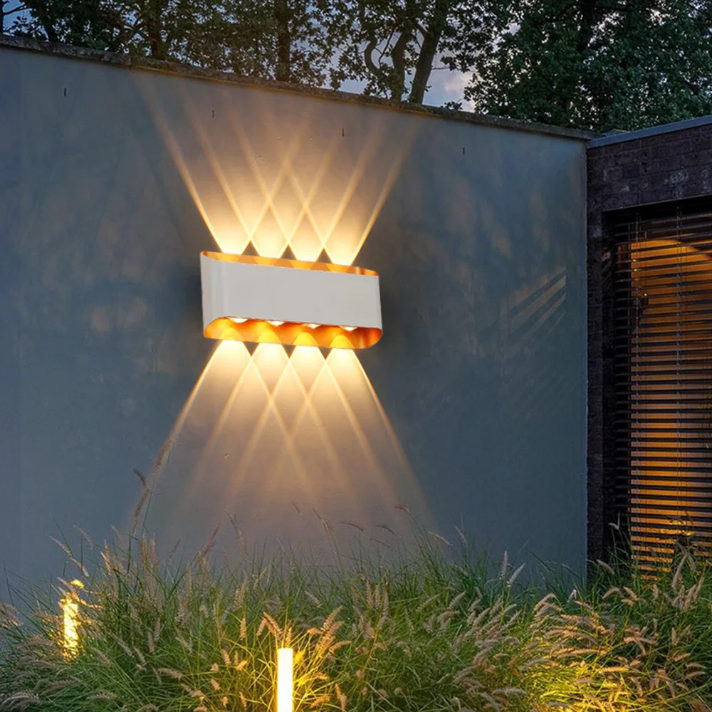 Lampu Dinding Luar Ruangan Mod - Outdoor Lighting Lux ulasan dan harga