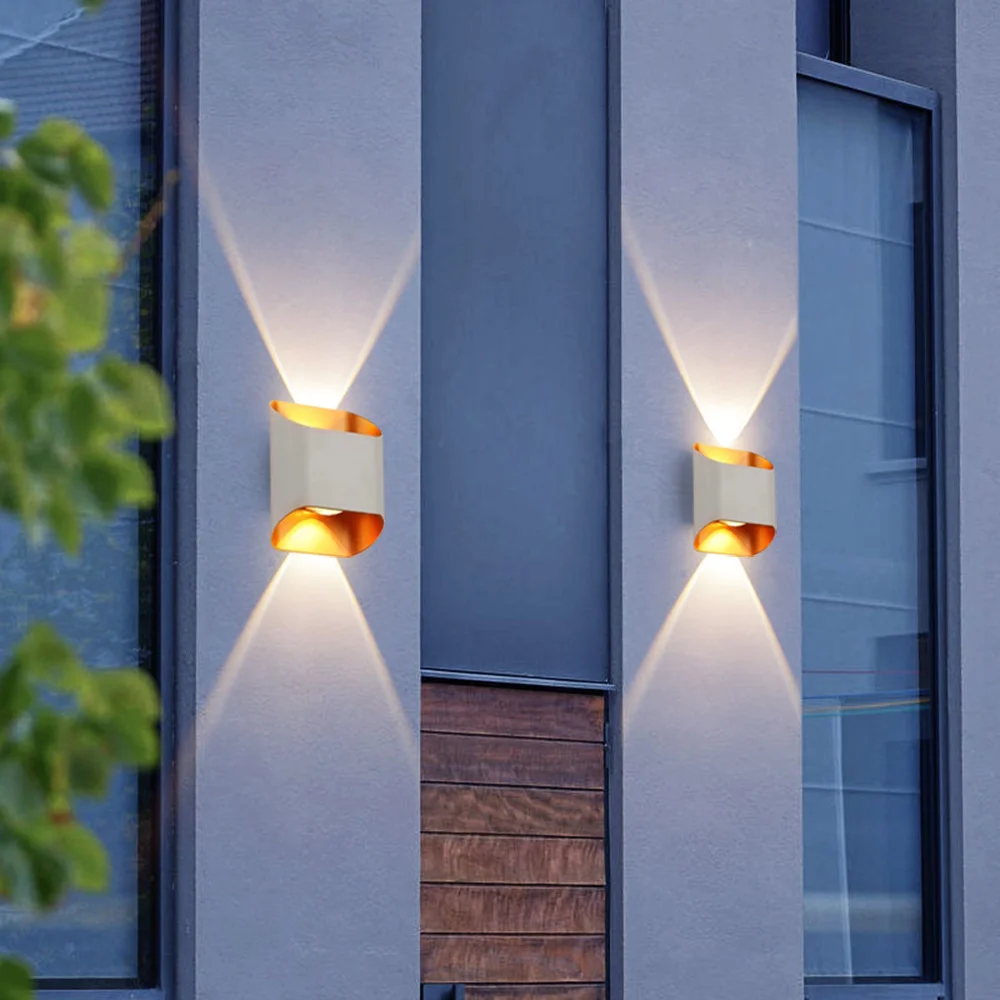 Lampu Dinding Luar Ruangan Mod - Outdoor Lighting Lux ulasan dan harga